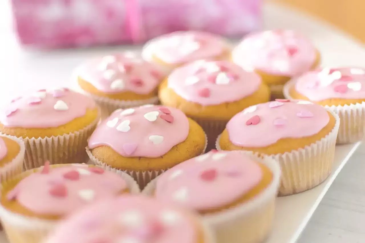 Creative Ways to Serve Birthday Cupcakes